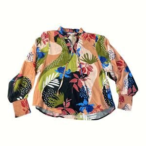 NWT Easel Los Angeles Women’s Floral Long Sleeve Blouse Size-Medium